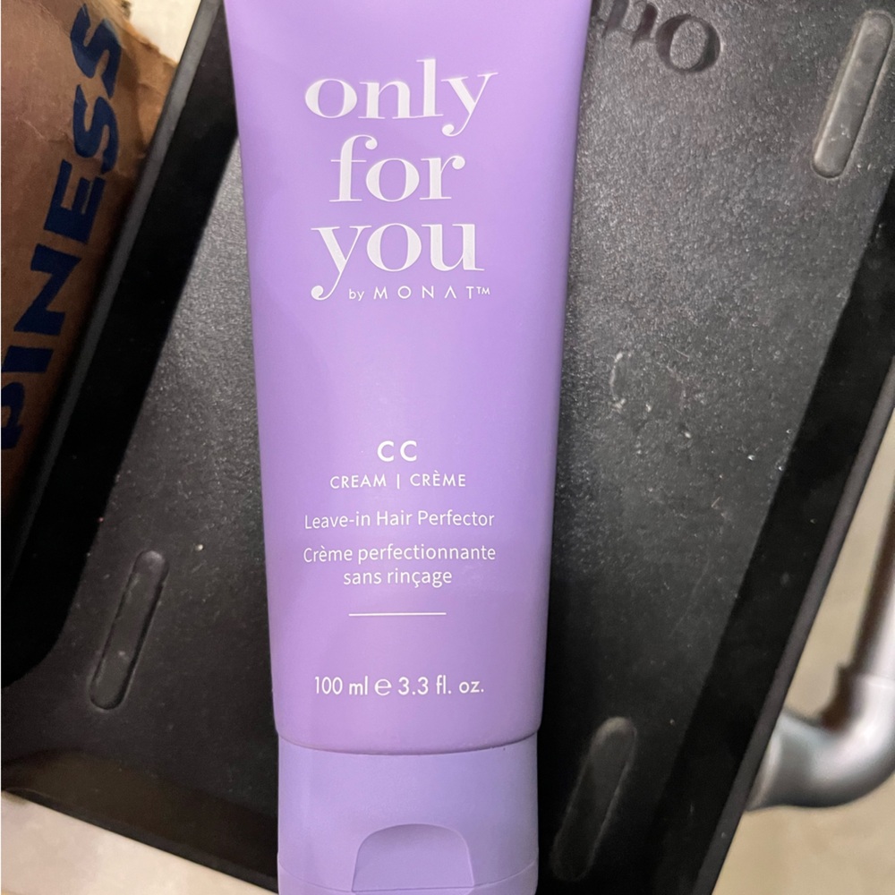 Monat CC Cream